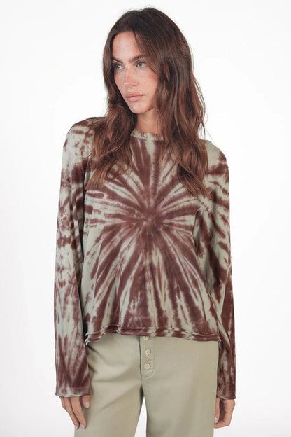 Love Joy Victory Batik-Longsleeve Maybell Salbei Braunrot Tie & Dye Relaxed-Fit Model 2