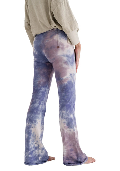 Love Joy Victory Batik Sweatpants Kala Flared Schlaghose Multicolor Bio-Baumwolle Detail 3