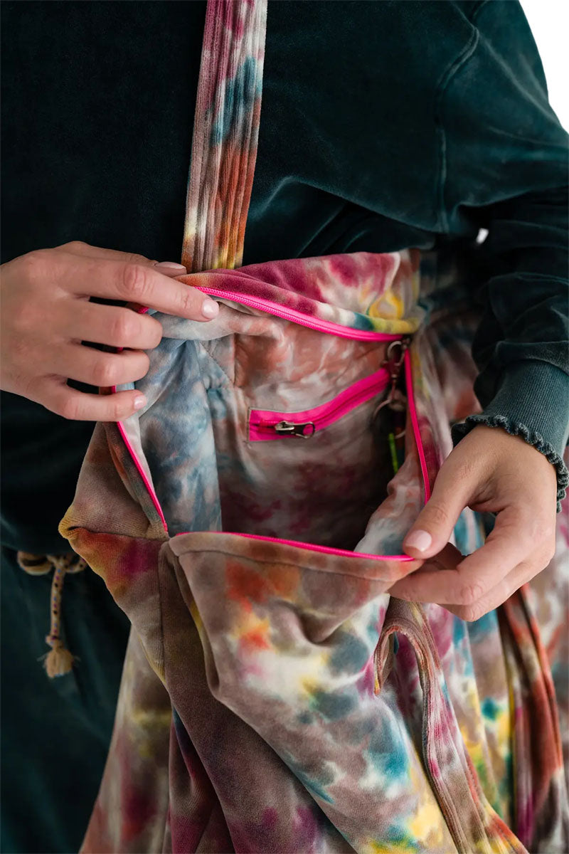 Love Joy Victory Batik-Tasche Gioia Velvet-Stoff Rainbow Bio-Baumwolle Detail 2