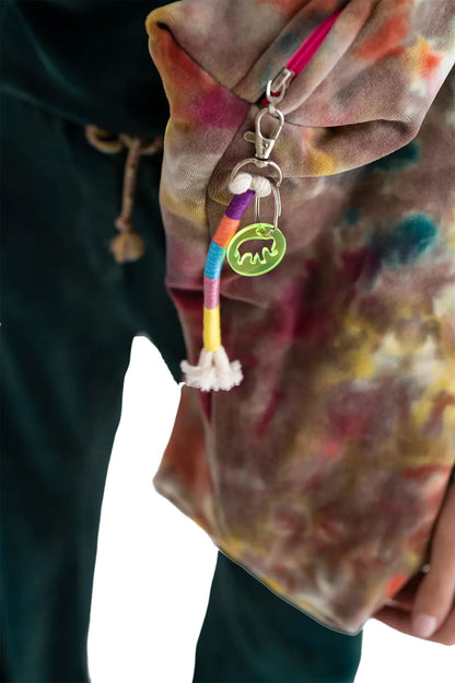Love Joy Victory Batik-Tasche Gioia Velvet-Stoff Rainbow Bio-Baumwolle Detail
