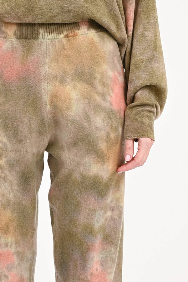 Love Joy Victory Batik Sweatpants Velika Kaschmir Jogger Multicolor Detail