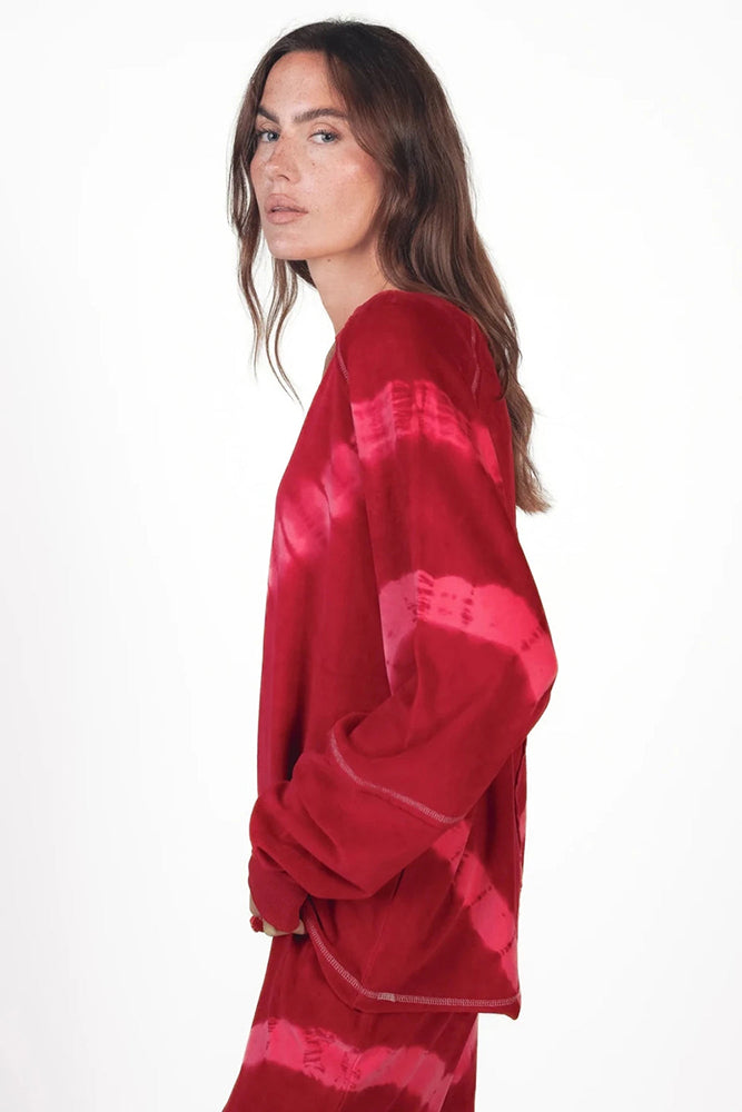 Love Joy Victory Batik-Sweatshirt Madison Jalapeno Red Rot Pink Casual-Fit Velvet-Stoff Raw-Edges Model 5