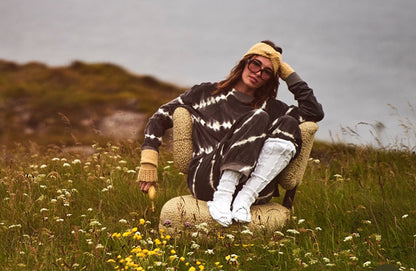 Love Joy Victory Batik Sweatshirt Wayne Streifen Samt-Haptik Velvet-Stoff 100% Bio-Baumwolle Casual-Fit
Model 10
