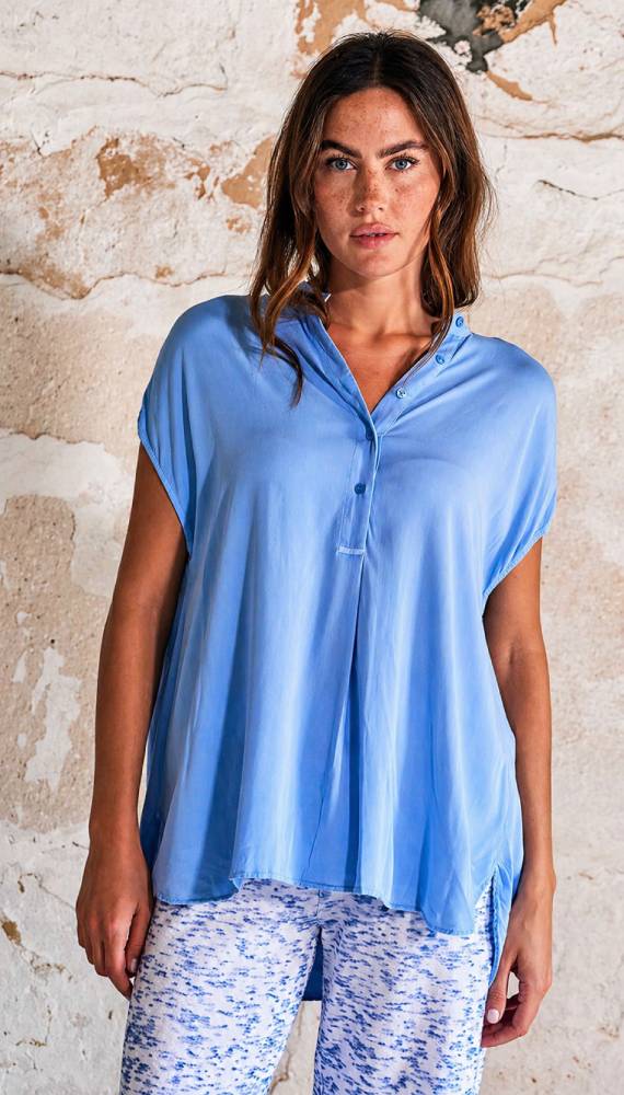 Love Joy Victory Bluse Kurzarm Martna Model 1