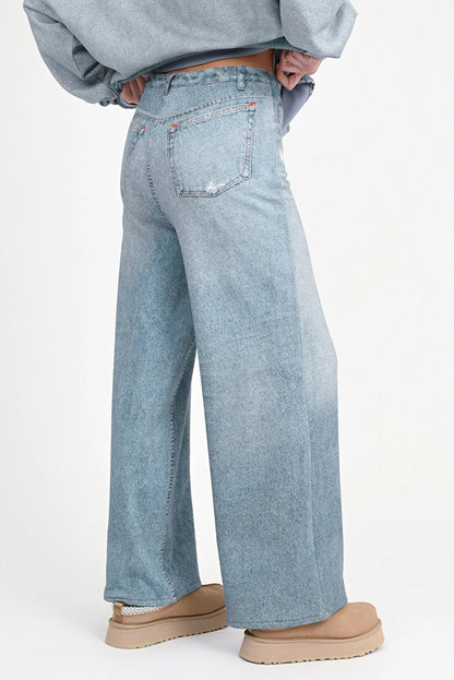 Love Joy Victory Denim Sweatpants Inke Jeans-Optik Bio-Baumwolle Relaxed-Fit Model 4