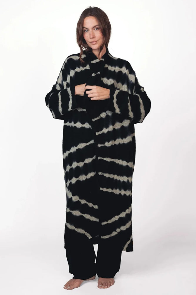 Love Joy Victory Kaschmir-Mantel Jasmin Multi Black Schwarz Beige Zebra-Print Casual-Fit Model 2