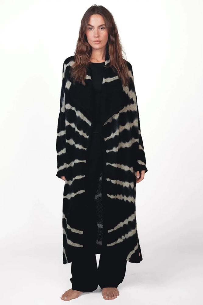 Love Joy Victory Kaschmir-Mantel Jasmin Multi Black Schwarz Beige Zebra-Print Casual-Fit Model 4
