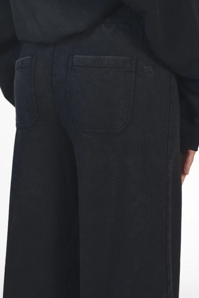 Love Joy Victory Sweathose Albany Black Schwarz Straight-leg-Fit Bio-Baumwolle Detail