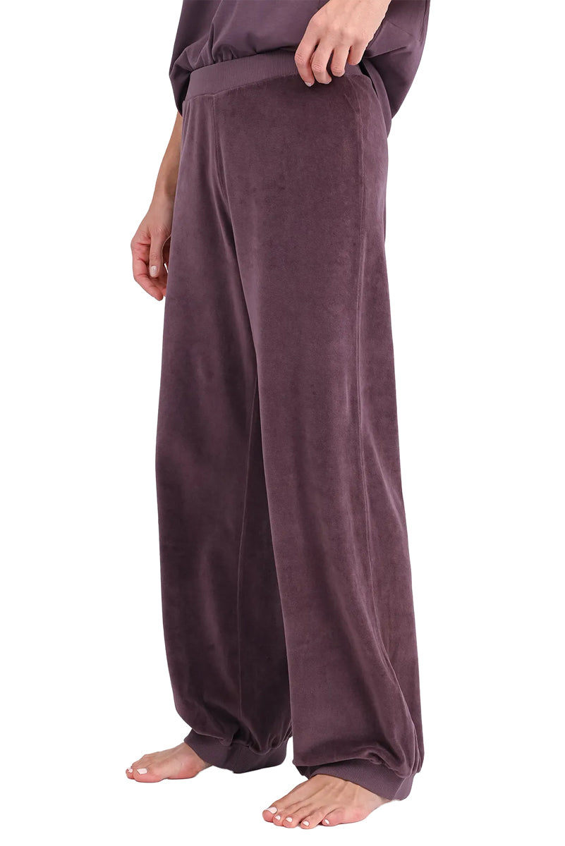 Love Joy Victory Sweatpants Perry Jogger Terry Velvet-Stoff 100% Bio-Baumwolle Relaxed-Fit Eggplant