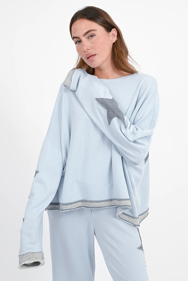 Love Joy Victory Sweatshirt Hopewell Stern-Patches Blue Ice Grau Bio-Baumwolle Model 4