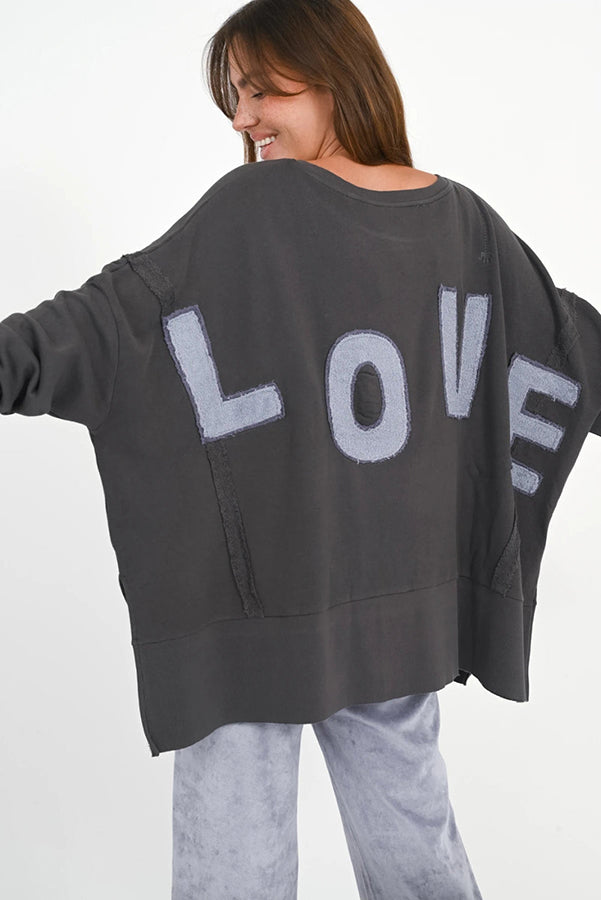 Love Joy Victory Sweatshirt Kriz Love Print Oversize Dolphin Anthrazit 100% Bio-Baumwolle 5