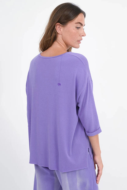 Love Joy Victory T-Shirt Mola Organic Cotton Modal Lila Irisblue Model 3