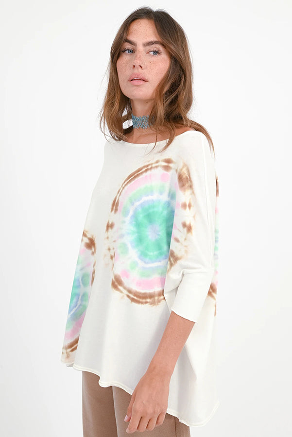 Love Joy Victory T-Shirt Papu Batik Oversize Bio-Baumwolle Model 2