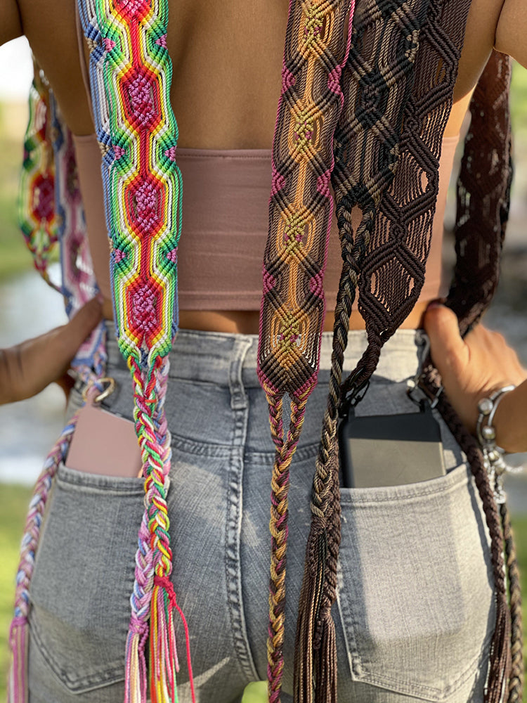 Mahawo lange Handykette Pocahontas Vibe mit Quasten Handgeknüpftes Unikat Mexiko Model 3