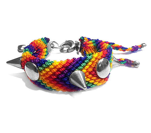 Makramee-Armband Regenbogenfarben Punk-Nieten Größenverstellbar Handgefertigt Vain Luxuries