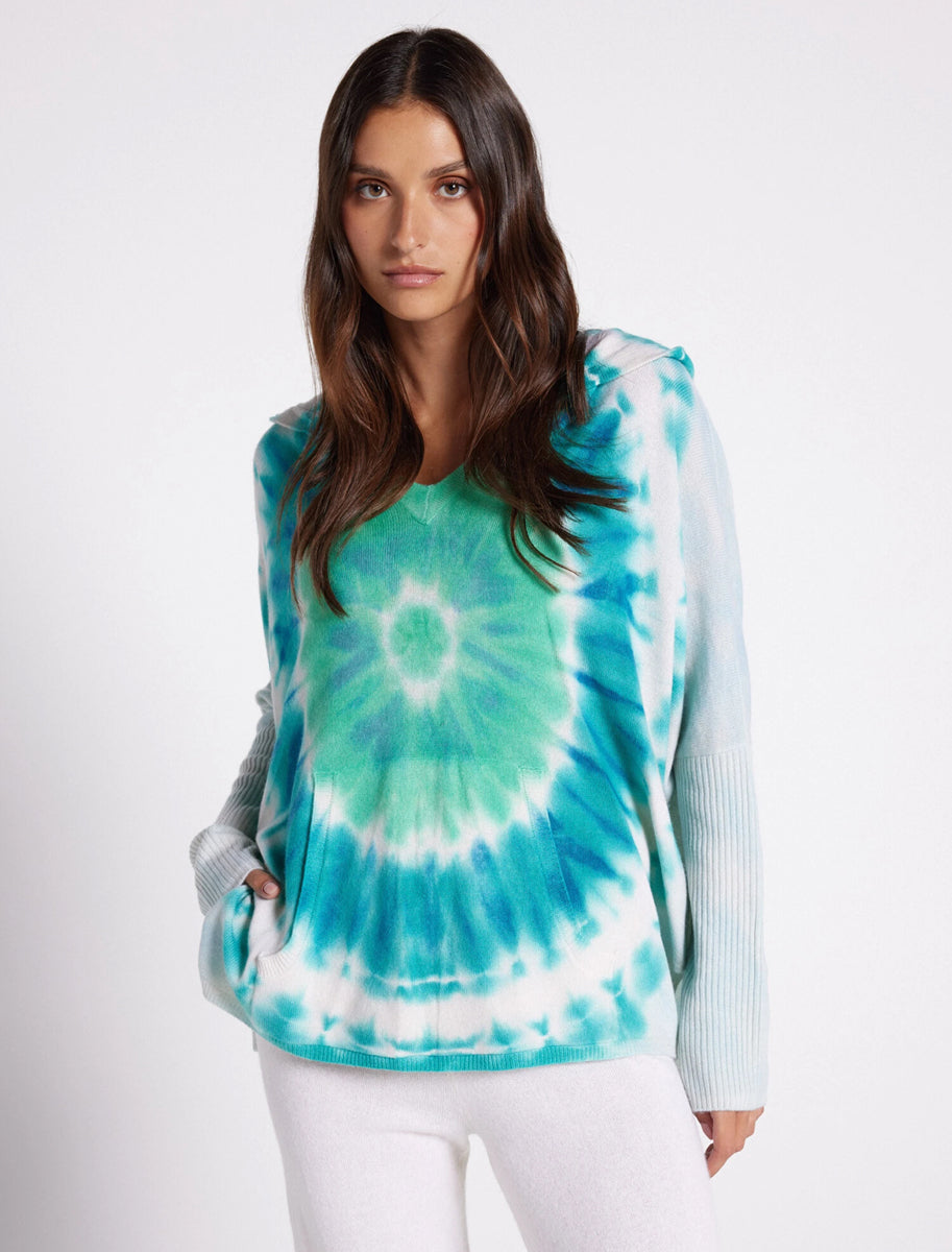 Notshy Batik-Hoodie Kaschmir Canyon Tie & Dye Hellblau Türkis Model 3