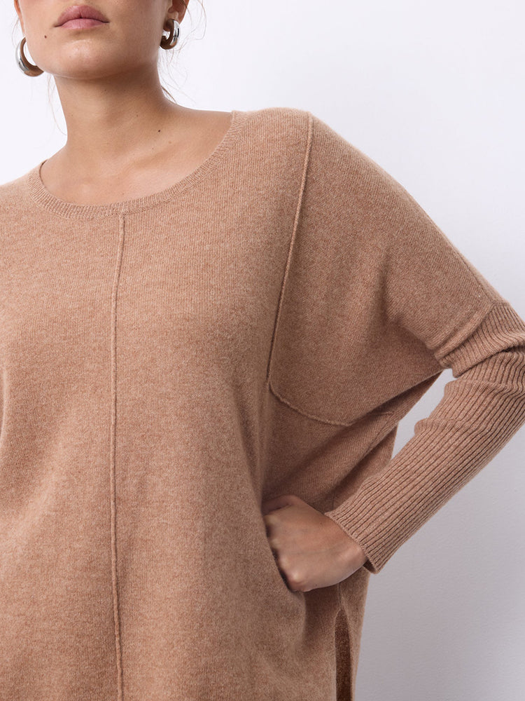 Notshy Kaschmir Pullover Bourna Camel Entspannte Passform Lange Rippärmel Sichtbare Nähte Seitenschlitze Detail