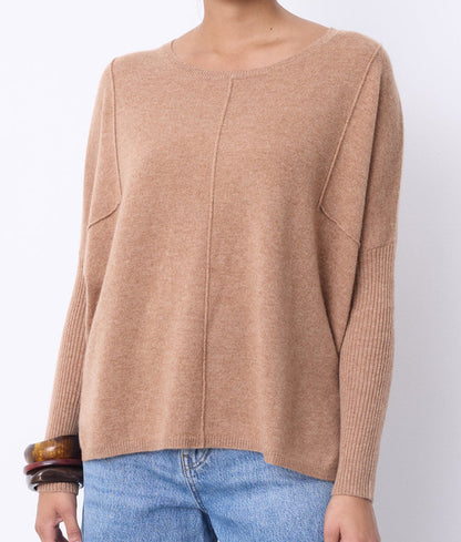 Notshy Kaschmir Pullover Bourna Camel Entspannte Passform Lange Rippärmel Sichtbare Nähte Seitenschlitze