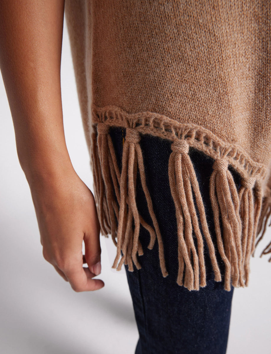 Notshy Fransen-Poncho Kaschmir Kalari V-Ausschnitt Camel Detail 2