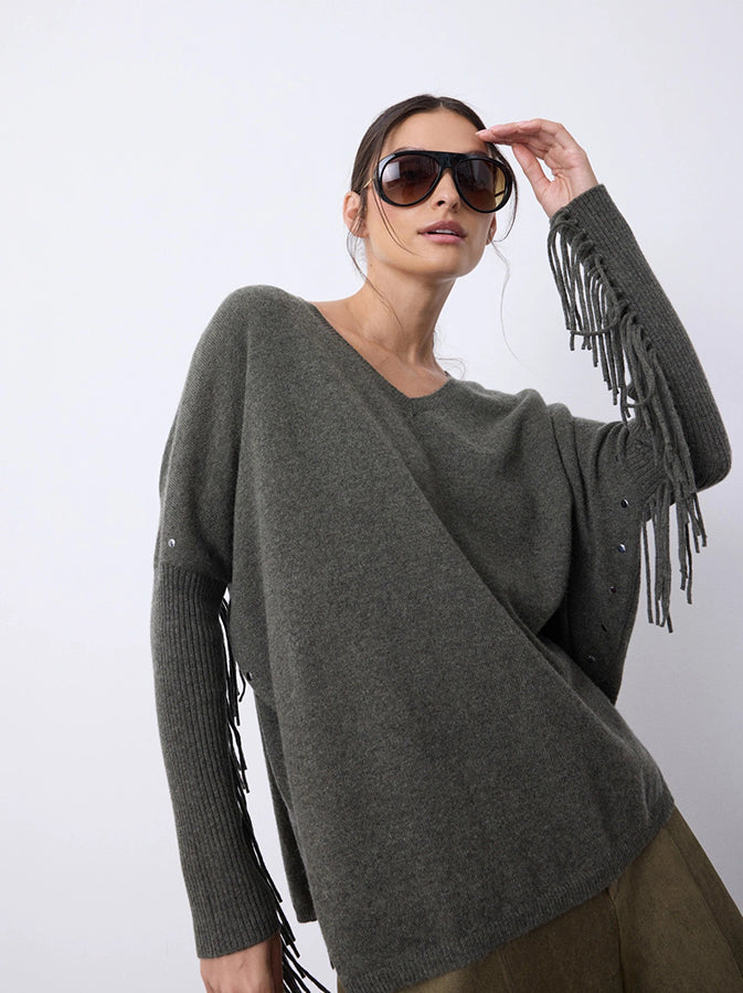 Notshy Cashmere Fransenpullover Nieten 100% Kaschmir Ash Grau Boho-Style Model 2