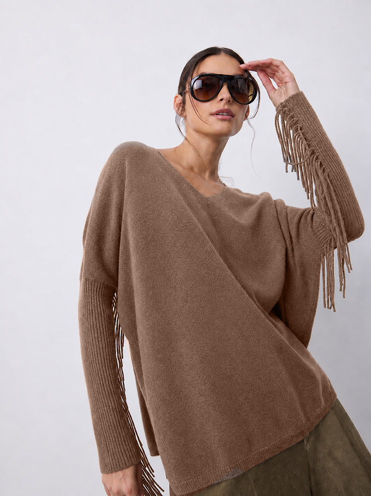 Notshy Kaschmir Fransenpullover Fenna Café au Lait Hellbraun 100% Kaschmir Poncho Rippärmel Casual-Fit Model