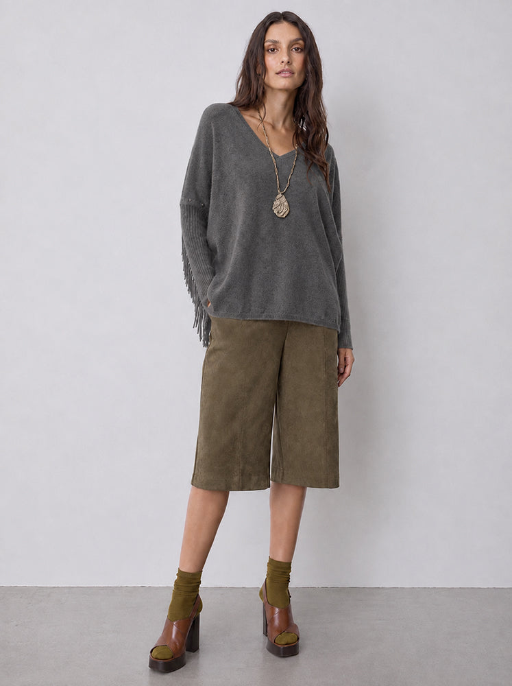 Notshy Kaschmir Fransenpullover Fenna Gris Foncé Dunkelgrau 100% Kaschmir Poncho Rippärmel Casual-Fit Model 4