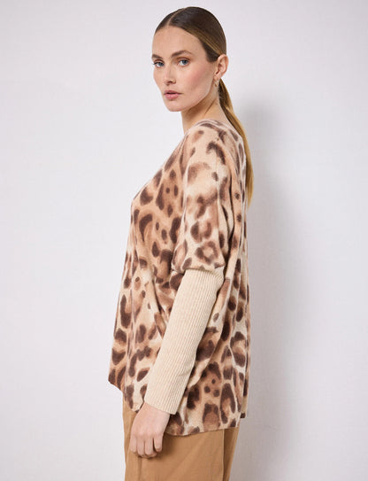 Notshy Kaschmir Poncho Pullover 
Leopard-Print Entspannte Passform V-Ausschnitt Rippärmel Seitenschlitze Beige Braun Seitlich