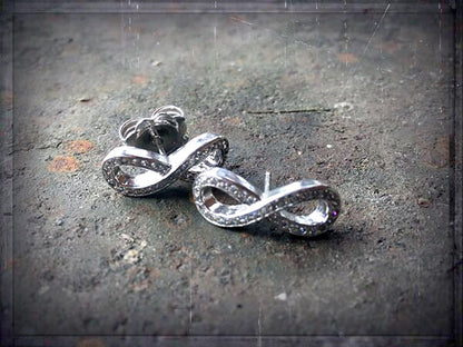 Ohrstecker Infinity Liegende Acht Pavé-Zirkonia Weiß Sterling Silber Rhodiniert 2 cm