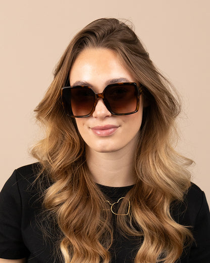 OOZOO Große Sonnenbrille SG006-TB Brauner Schildpatt-Look Braune Verlaufsgläser UV400-Schutz Model