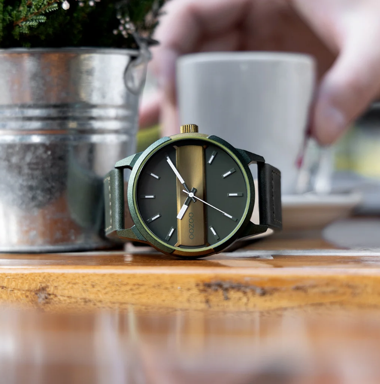 OOZOO Uhr Aluminiumgehäuse Dunkelgrün Plattiert Lederrmband Forest Grün Oliv 48 mm C11233