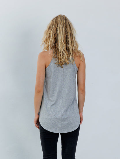 Outryght Tanktop Tina Long Metallic Silver Grey A-Form Spaghettiträger Entspannte Passform Rückseite