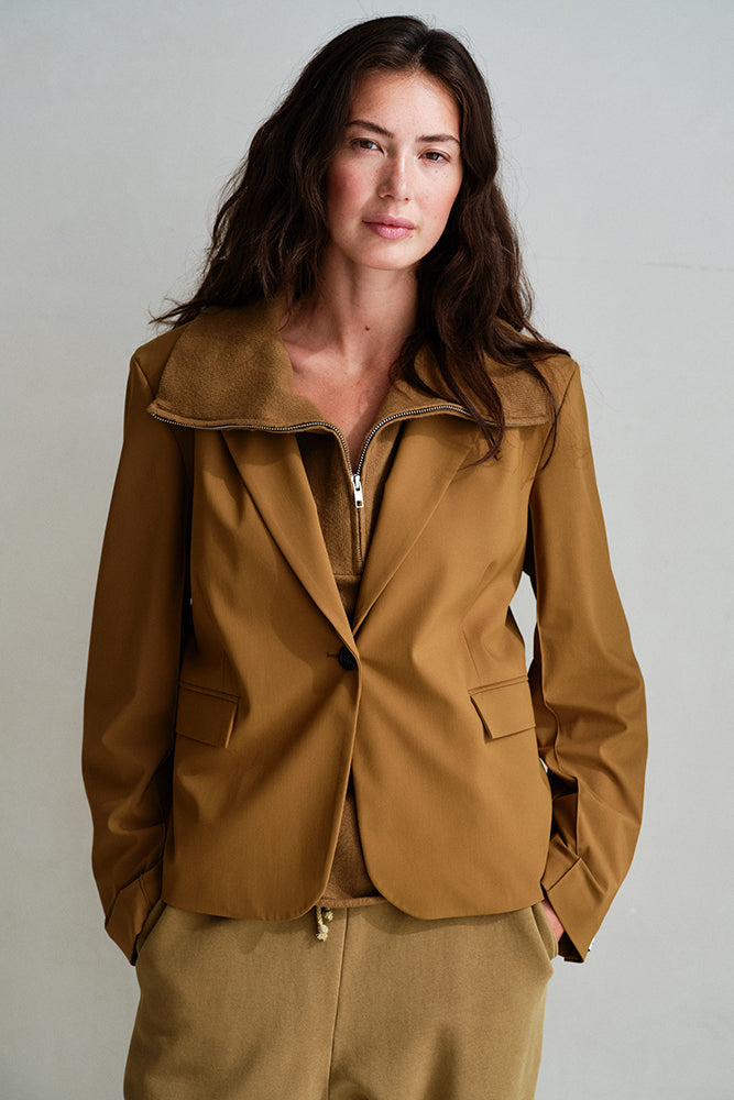 PENN&INK N.Y Blazer Butternut Boxy Fit Travel-Quality Reverskragen Ausgestellte Ärmel Model 3