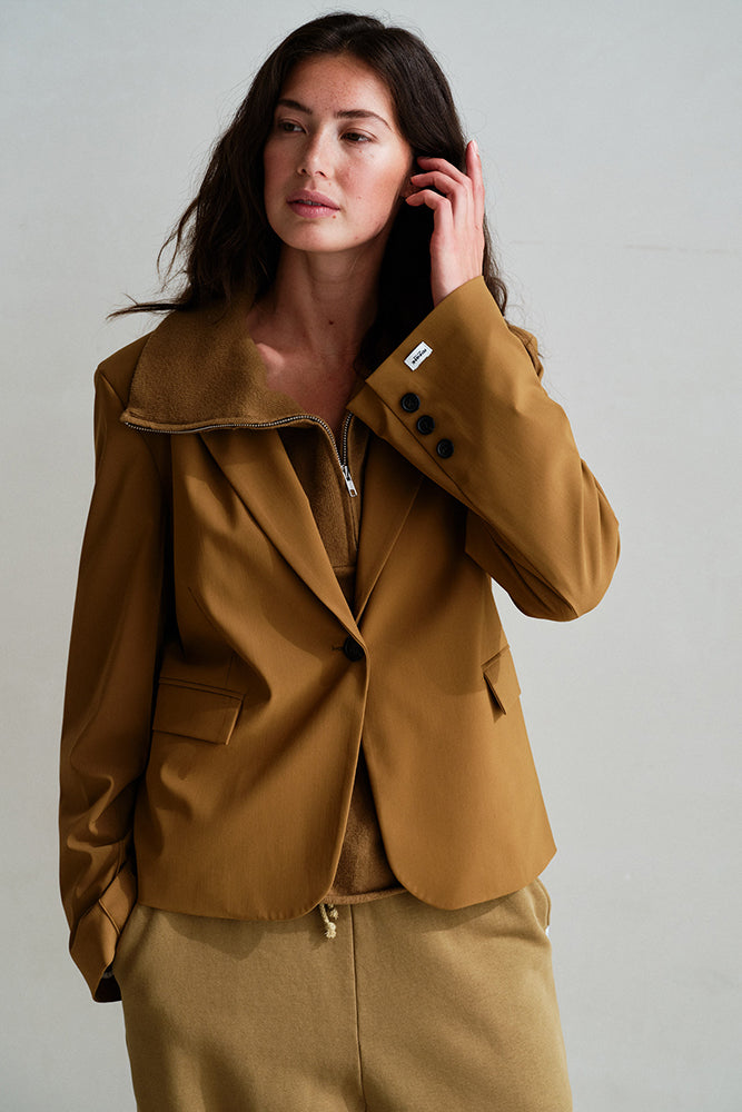 PENN&INK N.Y Blazer Butternut Boxy Fit Travel-Quality Reverskragen Ausgestellte Ärmel Model 4