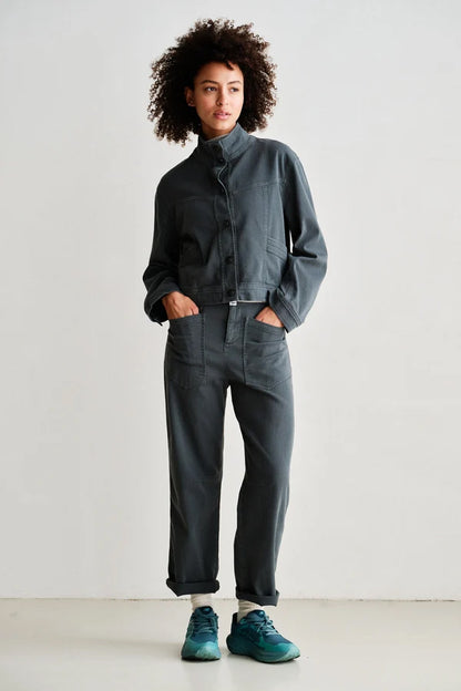 PENN&INK N.Y Hose Anthrazit Denim-Look Baumwoll-Mix Straight-Leg-Fit Aufgesetzte Taschen Model 2