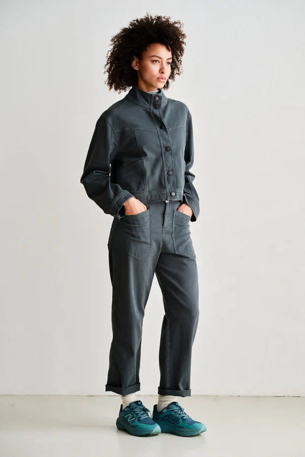 PENN&INK N.Y Hose Anthrazit Denim-Look Baumwoll-Mix Straight-Leg-Fit Aufgesetzte Taschen Model 3