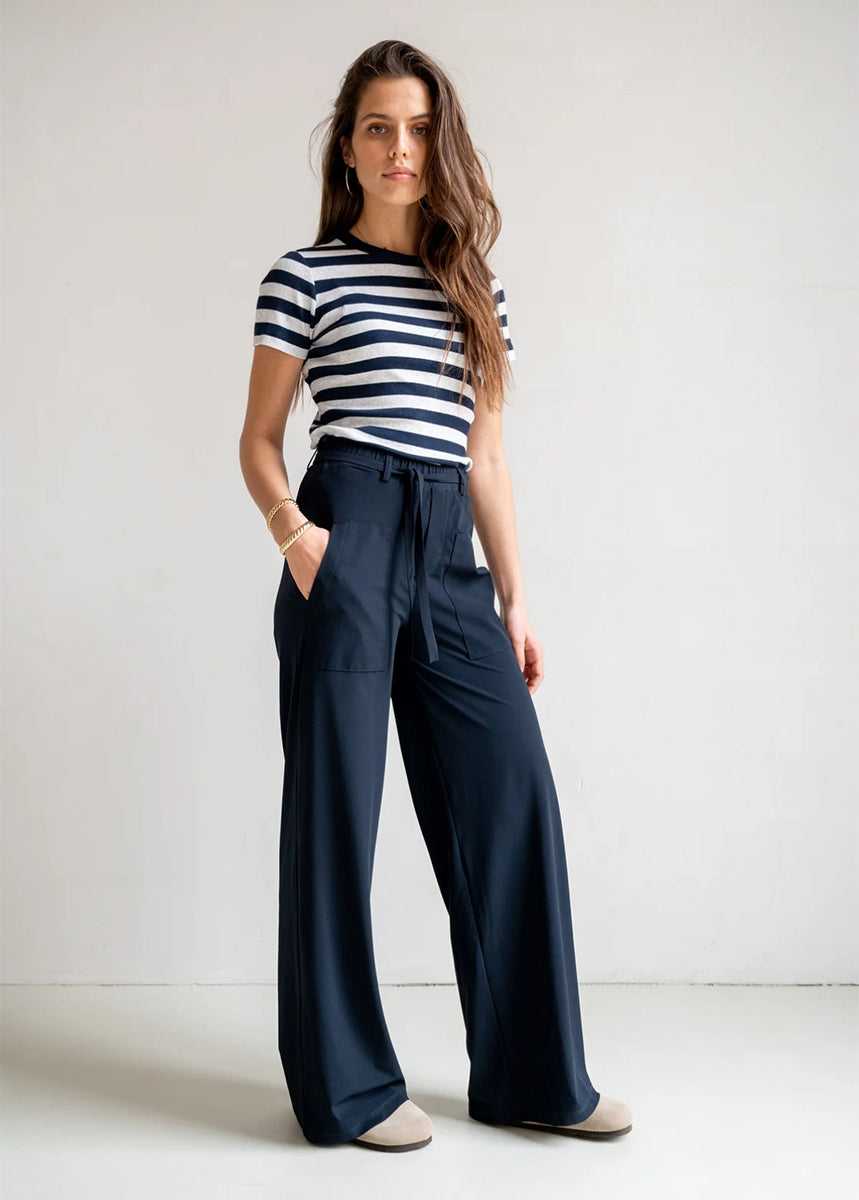 PENN&INK N.Y Hose Straight-Fit Bindeband Elastischer Bund Schwarz Travel-Quality Model