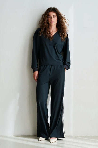 PENN&INK N.Y Hose Stripe Travel-Quality Anthrazit Creme Straight-Leg-Fit Kontrast-Doppelstreifen Model
