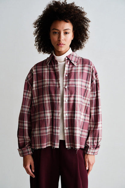 PENN&INK N.Y Karo-Bluse Rot Kariert Baumwolle Relaxed-Fit Raw-Edge-Details Model
