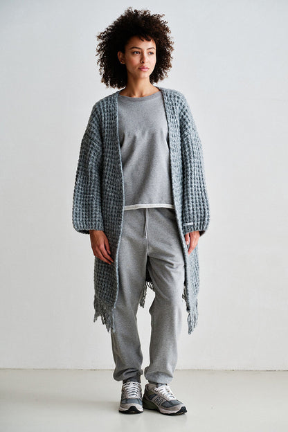 PENN&INK N.Y Strickmantel Cardigan Grau Meliert Fransen-Saum Grobstrick Relaxed-Fit Model 3