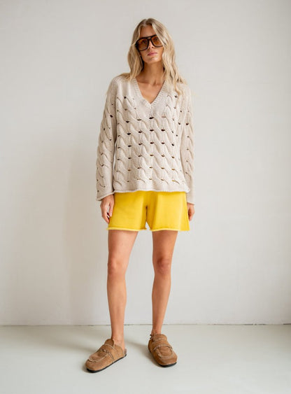 PENN&INK N.Y Strickpullover Lochmuster V-Ausschitt Sand Model 3