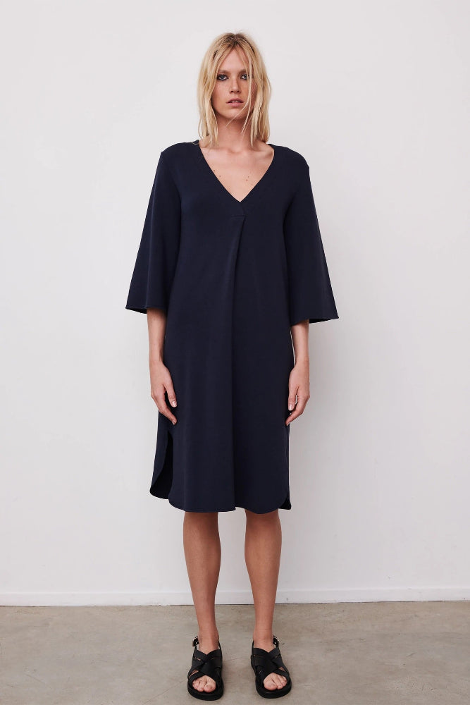PENN&INK N.Y Sweat-Kleid Langarm Ausgestellte Ärmel Princess Blau Baumwolle Soft-Cotton-Fleece
Model 2