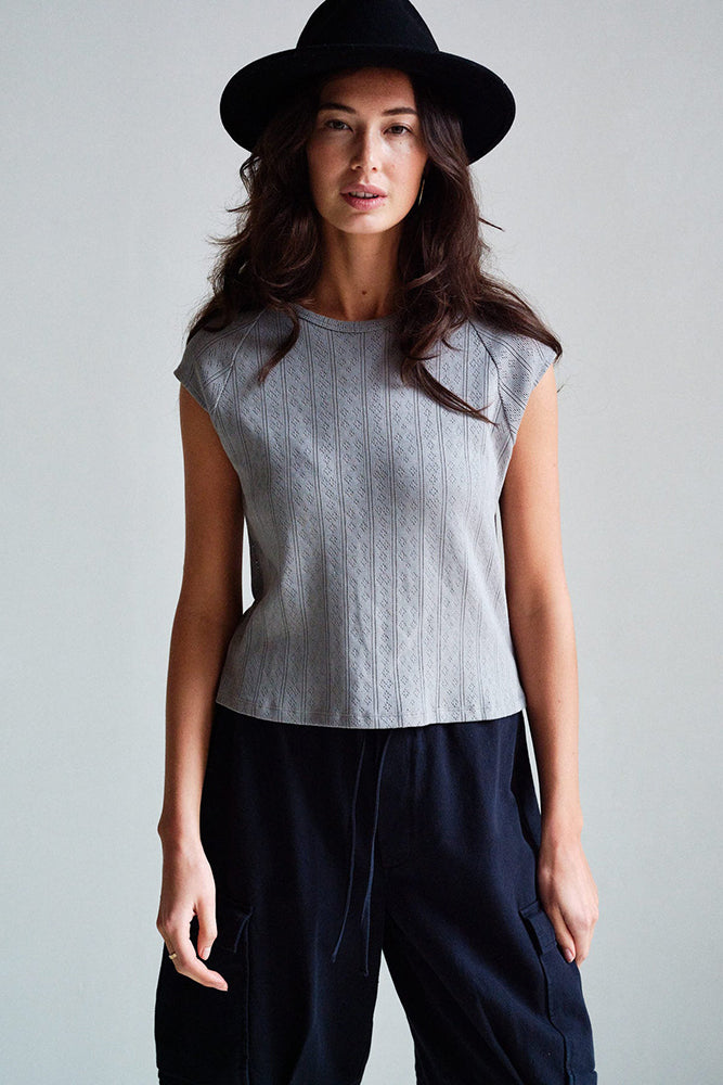 PENN&INK N.Y T-Shirt Lochstrick Grau Model