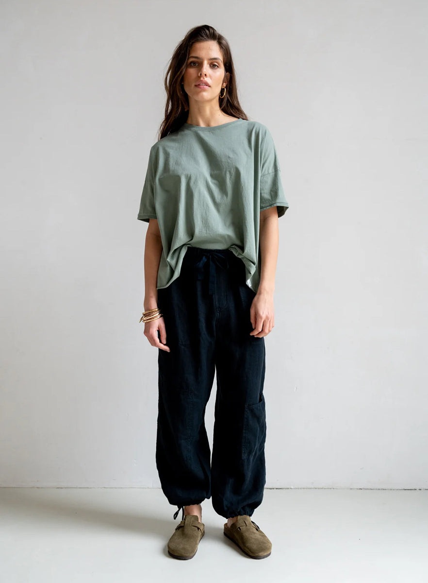 PENN&INK N.Y T-Shirt Baumwolle Sage Salbei Casual-Fit Model