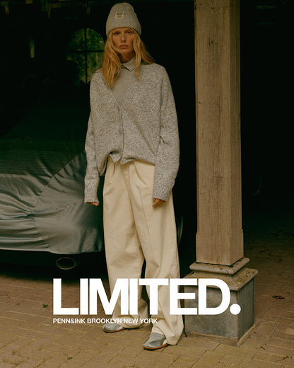PENN&INK N.Y Strickjacke Cardigan Grey Melange Grau Meliert Relaxed Fit V-Ausschnitt Model Limited Kolletion