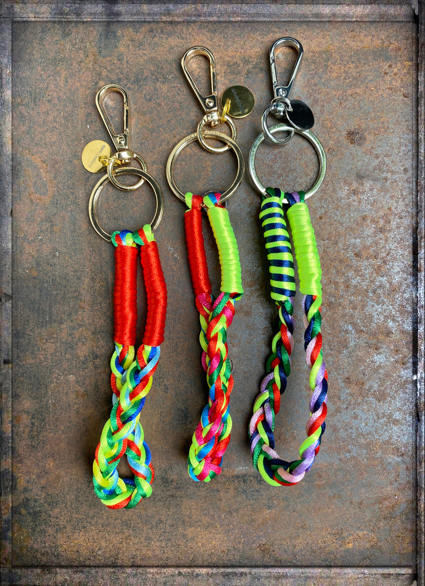 Schlüsselanhänger Urban Gipsy Multicolor Mehrfarbig Geflochtenes Polyester Karabiner Versilbert Vergoldet 20 cm