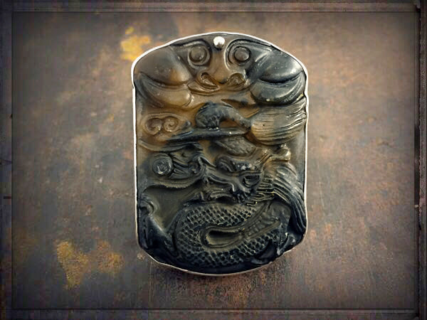 Steinring Chinesische Jade Geschnitzt Unikat Gross Eckig Sterling Silber Größenverstellbar