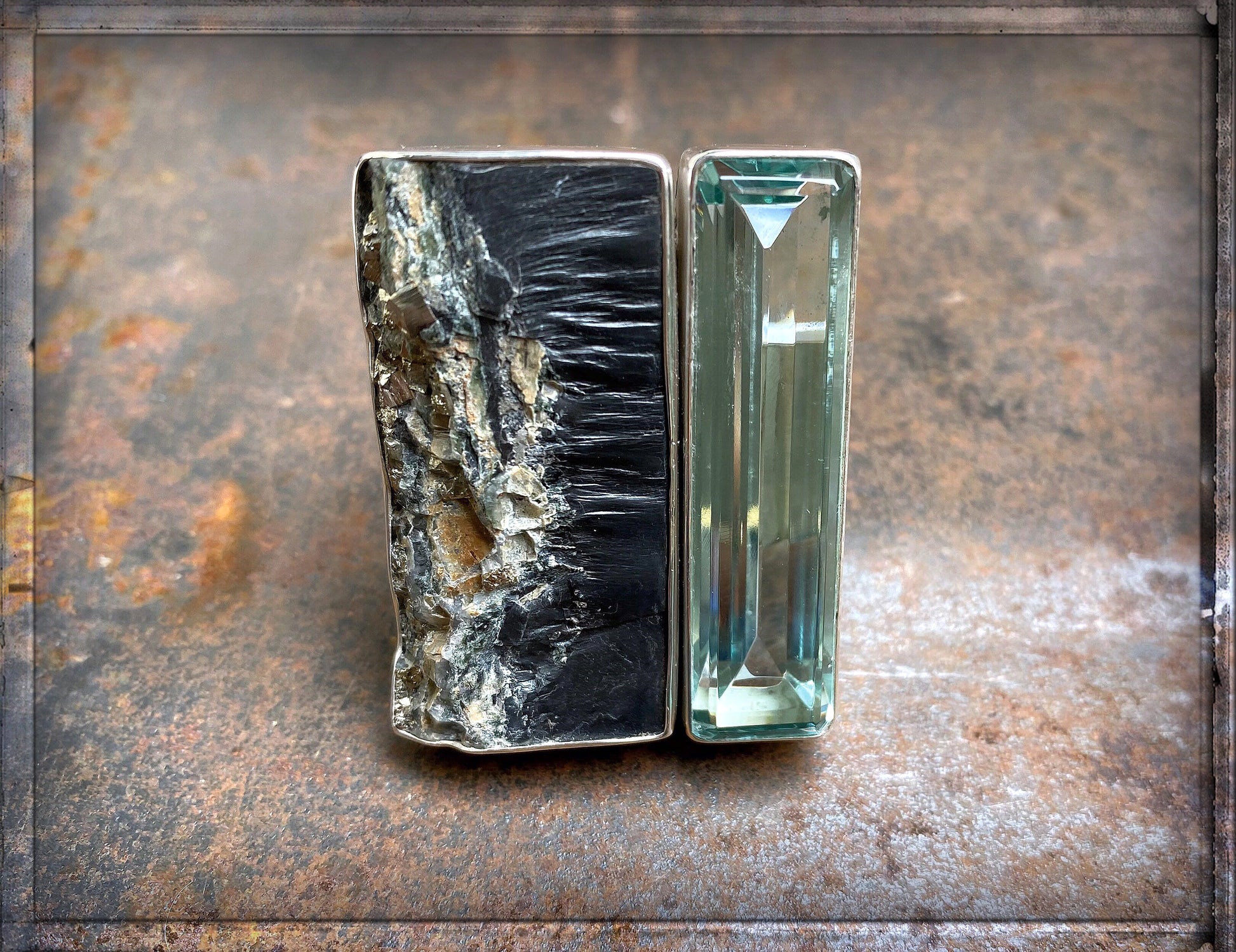 Steinring Schieferpyrith Obsidian Unikat Sterling Silber Größenverstellbar