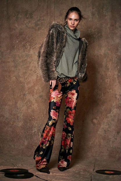 Love Joy Victory Longsleeve Rollkragen Kimbe Streifen Oliv Thyme Bio-Baumwolle Oversize Model 5
