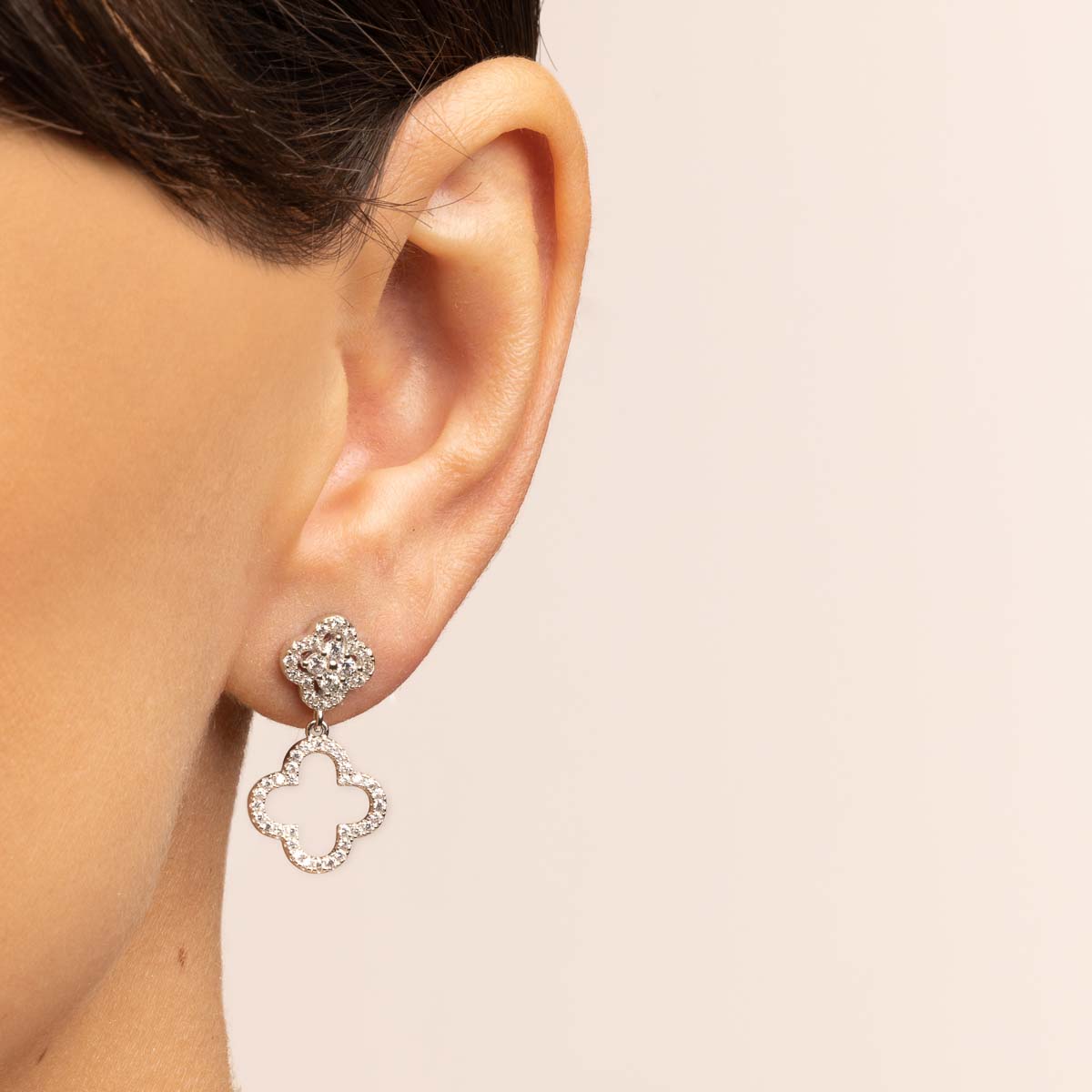 Ultima Edizione Ohrringe Kleeblatt-Motiv Sterling Silber Vergoldet Pavé Zirkonia Model