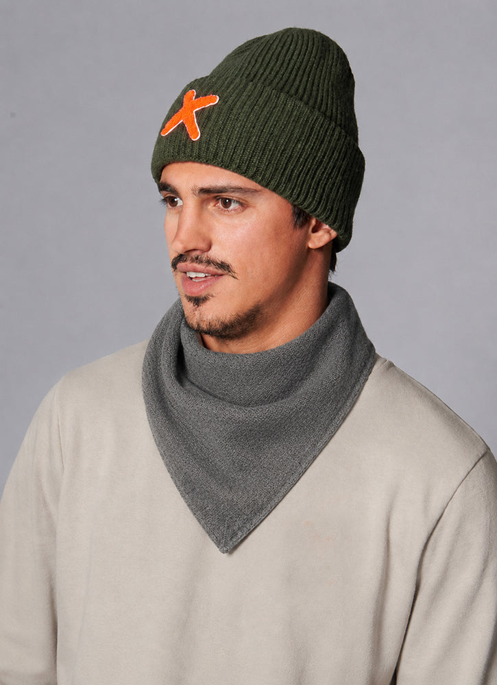UNIO Dreieckstuch Liebes Merinowolle-Kaschmir-Mix Unisex Model